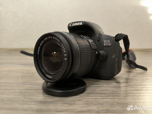 Canon 650D + 18-55mm в Идеале пробег 5400 кадров