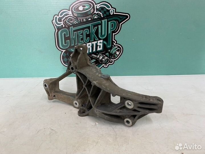 Кронштейн компрессора кондиционера Bmw 116I F20