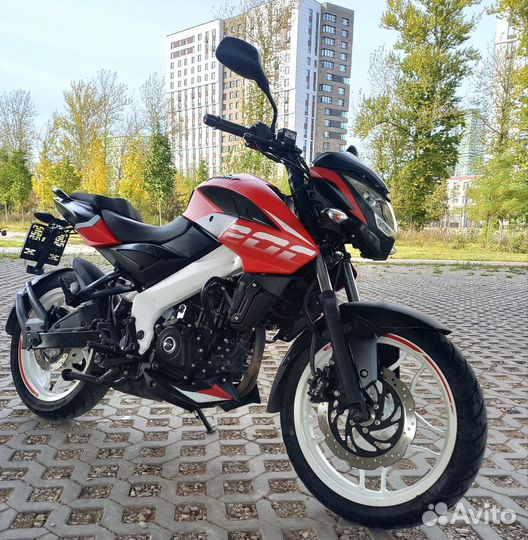 Bajaj Pulsar NS200