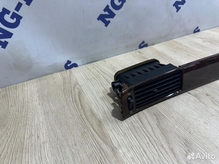 Накладка торпеды Toyota Crown JZS150
