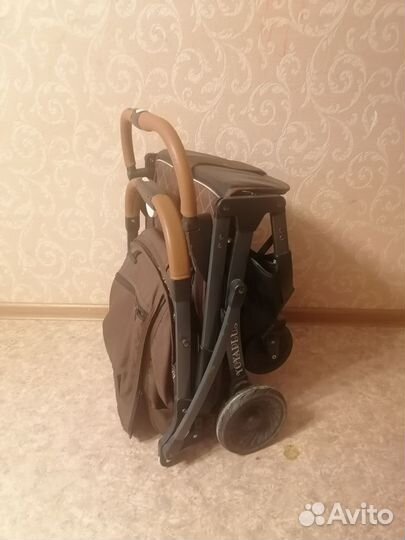 Прогулочная коляска Yoya Plus Pro цвет коричневая