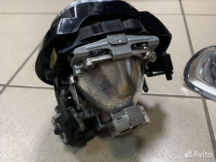 Линза фары ренж ровер спорт l494