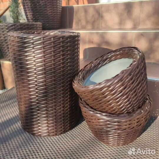 Кашпо из ротанга