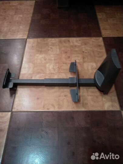 Кронштейн стеновой