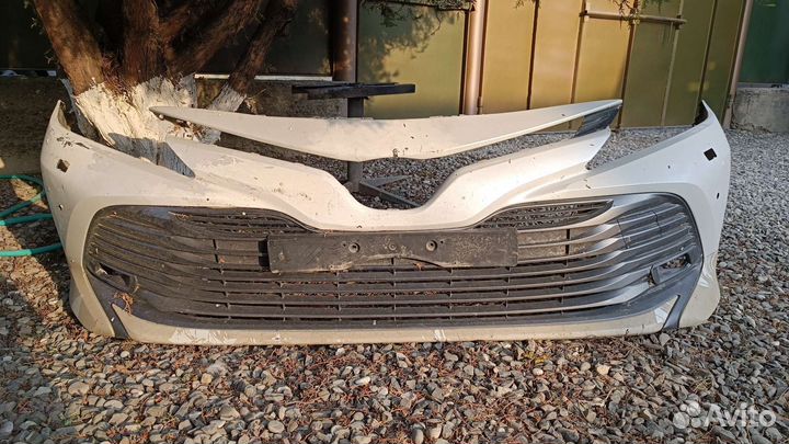 Бампер передний camry 70