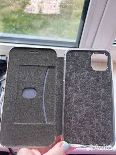 Чехол книжка на iPhone 11