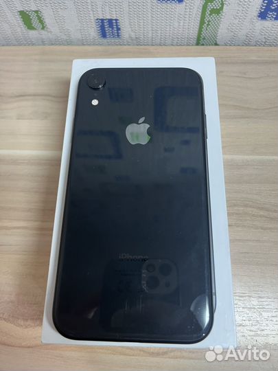 iPhone Xr, 64 ГБ