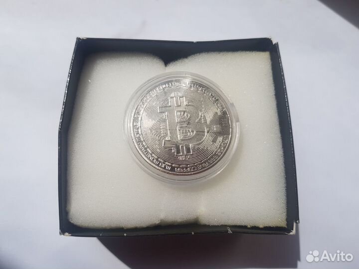 Монета bitcoin