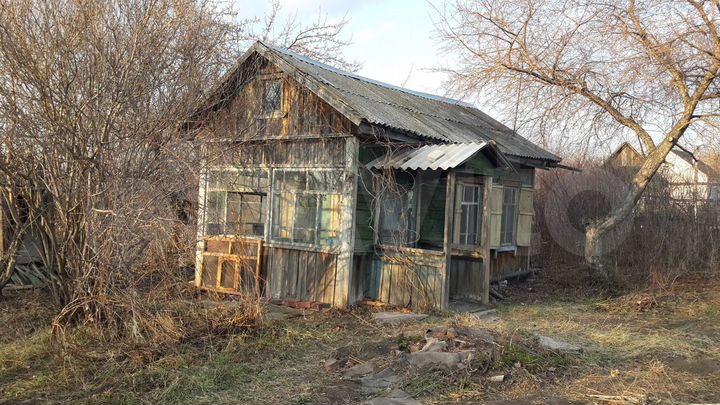 Дача 20 м² на участке 6 сот.