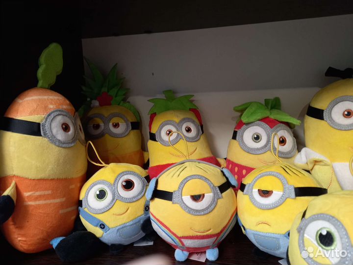 Продаю коллекцию Миньонов