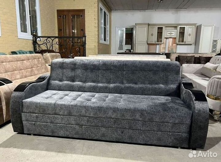 Прямой диван в наличии не б/у