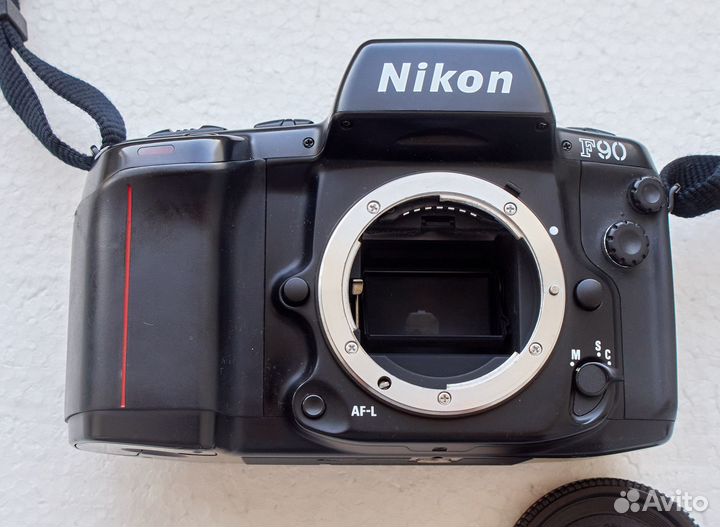 Nikon F90 c MF-26