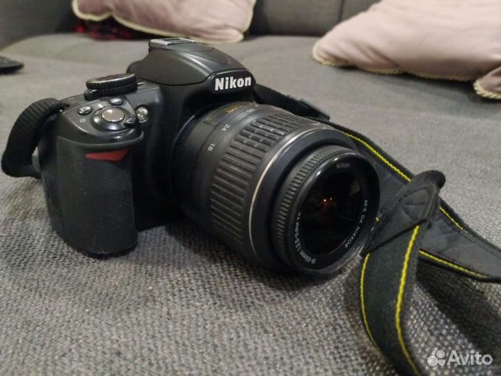 Зеркальный фотоаппарат nikon D40