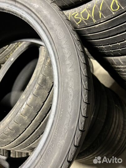 Yokohama Advan Sport V102 265/35 R20