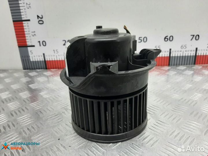 Моторчик печки Ford Focus рест. 2002 1111936