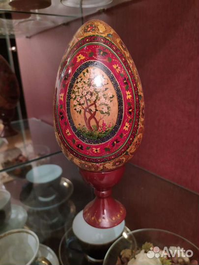 Декоративное деревянное яйцо