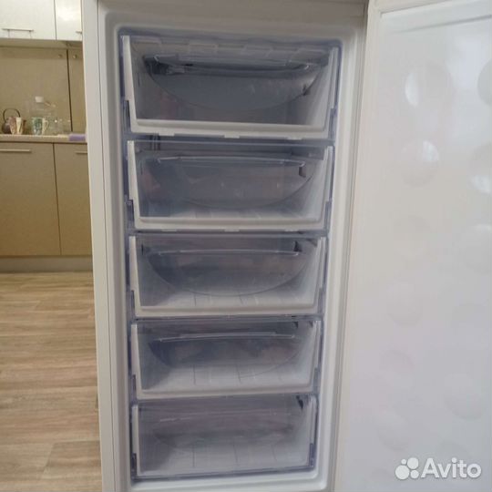 Морозильная камера бу дон R 105