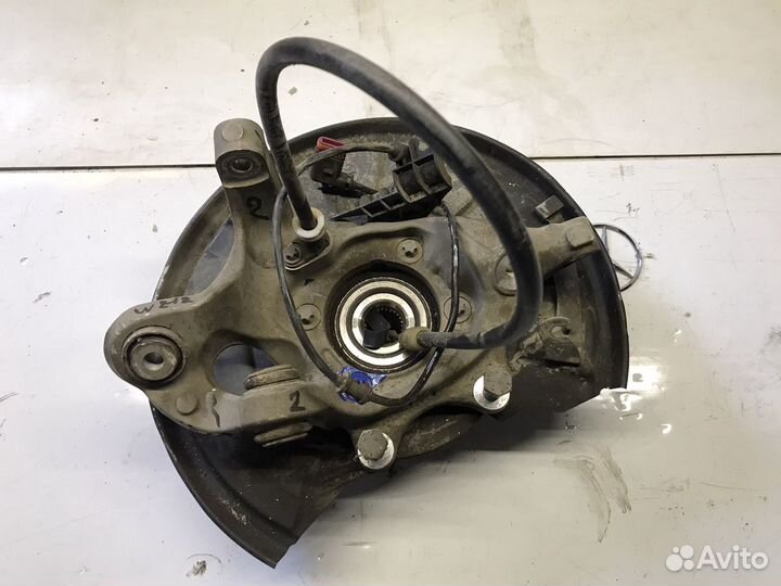 Поворотный кулак задний правый Мерседес w212 4 mat