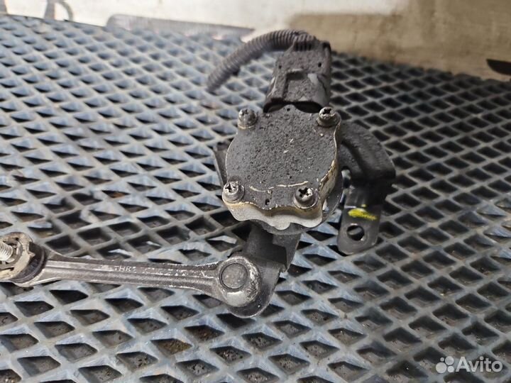 Датчик положения кузова передний Honda Accord CL7