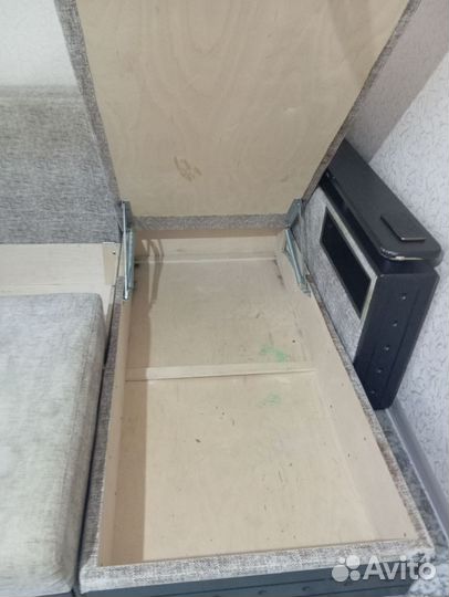 Угловой диван бу