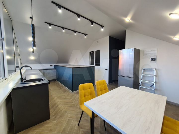 Гостиница, 300 м²