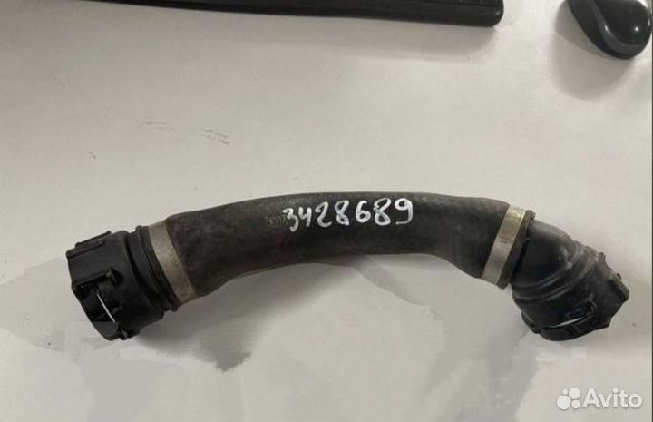 Патрубок системы охлаждения bmw арт.17123428689
