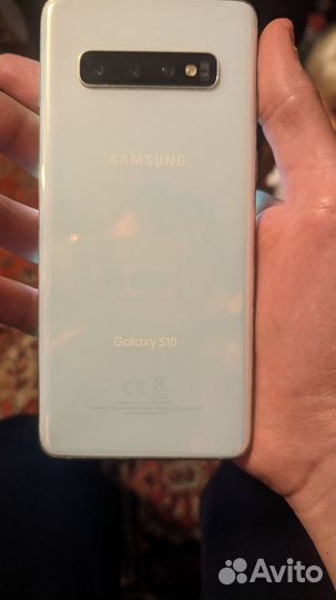 Samsung Galaxy S10, 8/128 ГБ