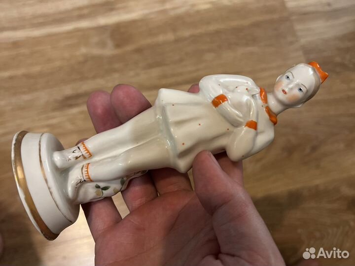 СССР статуэтка девочка с кроликом винтаж старина