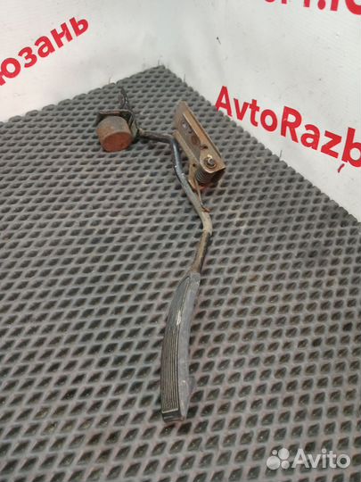 Педаль газа Nissan Maxima A32