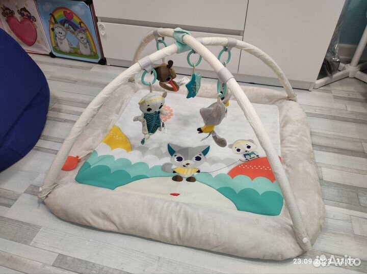 Детский игровой коврик Tiny Love