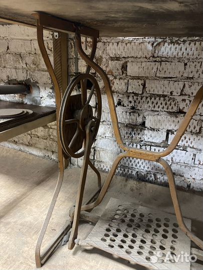 Подстолье от швейной машинки