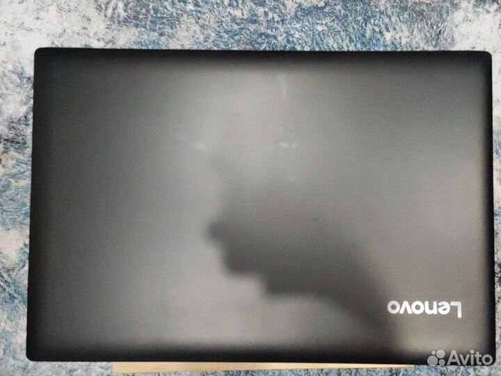 Ноутбук lenovo