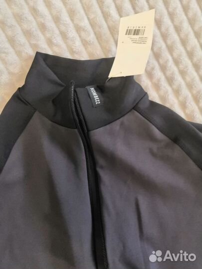 Комбинезон спортивный