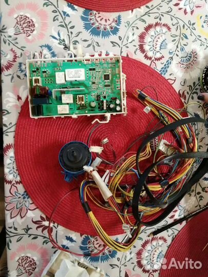 Двигататель стиральной машины