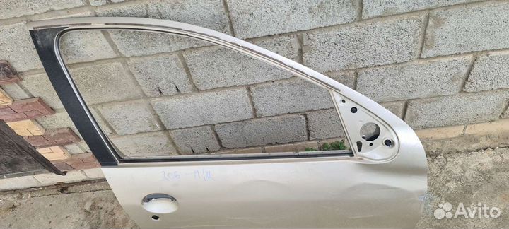 Дверь передняя правая peugeot 206 пежо 206