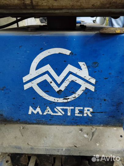 Шиномонтажный станок