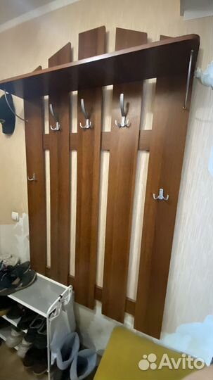 Вешалка в прихожую