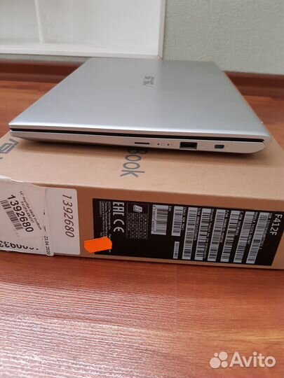 Ноутбук asus Vivobook F412f как новый