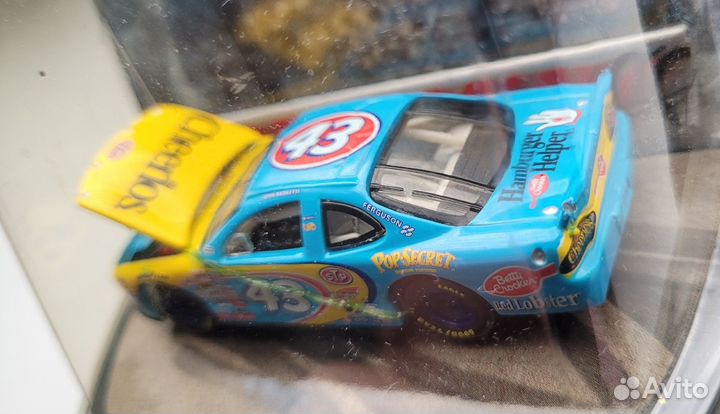 Hot Wheels Nascar Select 