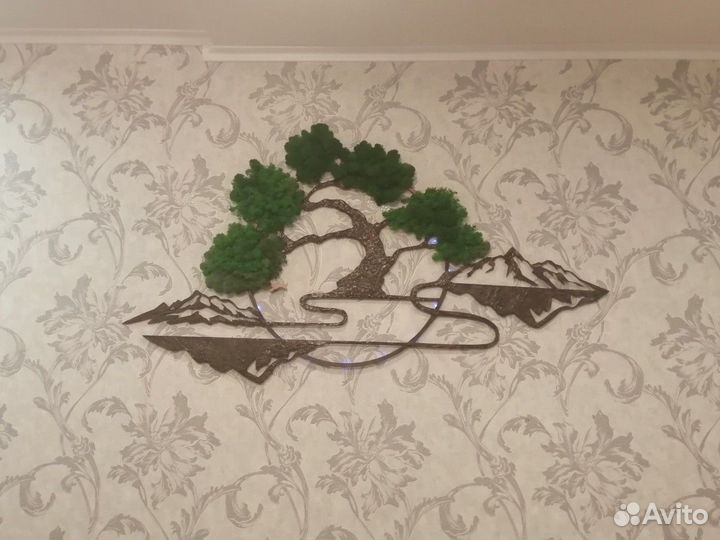 Настенное панно из дерева