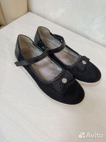 Туфли для девочки 37