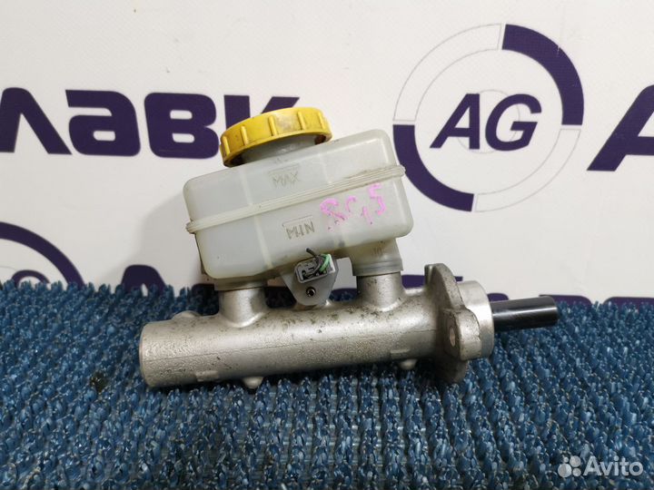 Главный тормозной цилиндр Subaru Forester