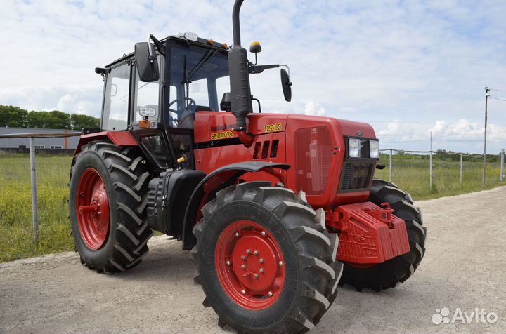 Трактор МТЗ (Беларус) 1221.3, 2023