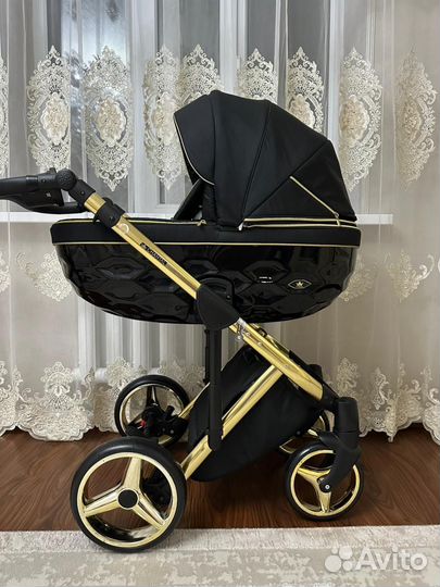 Коляска Adamex Chantal Polar 2 в 1