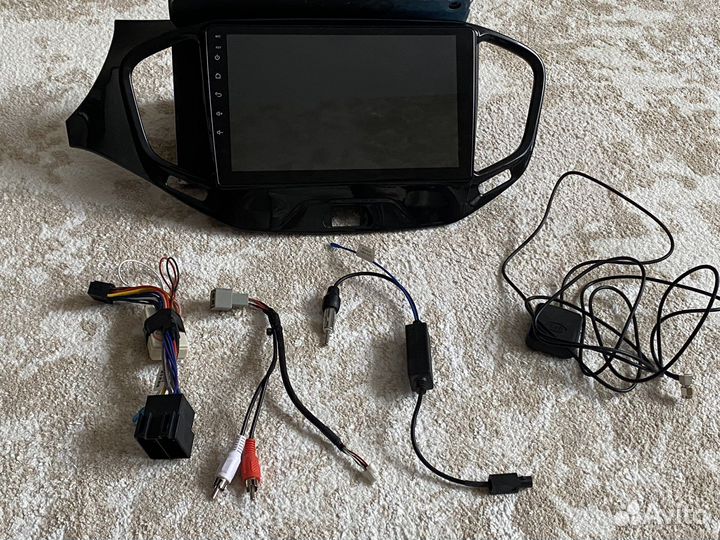 Планшет на Ладу Веста