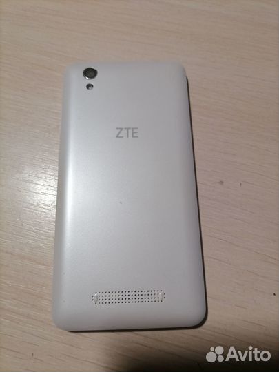 ZTE Blade X3, 8 ГБ