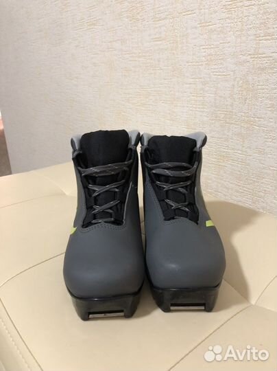Лыжные ботинки детские