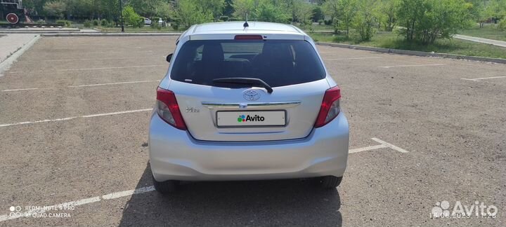 Toyota Vitz 1.0 CVT, 2011, 50 000 км
