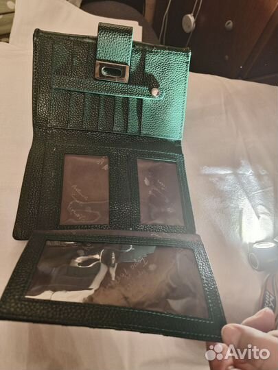 Кошелек женский натуральная кожа зеленый