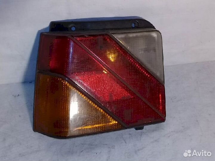 Фонарь (стоп сигнал) задний левый 1146-261 левый M